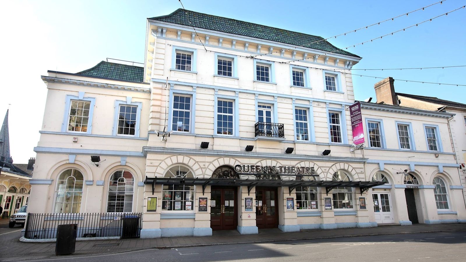 Queens Theatre